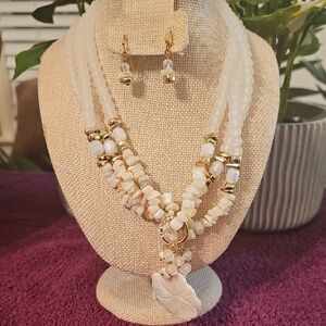 Vintage White and Gold Layered Necklace Set